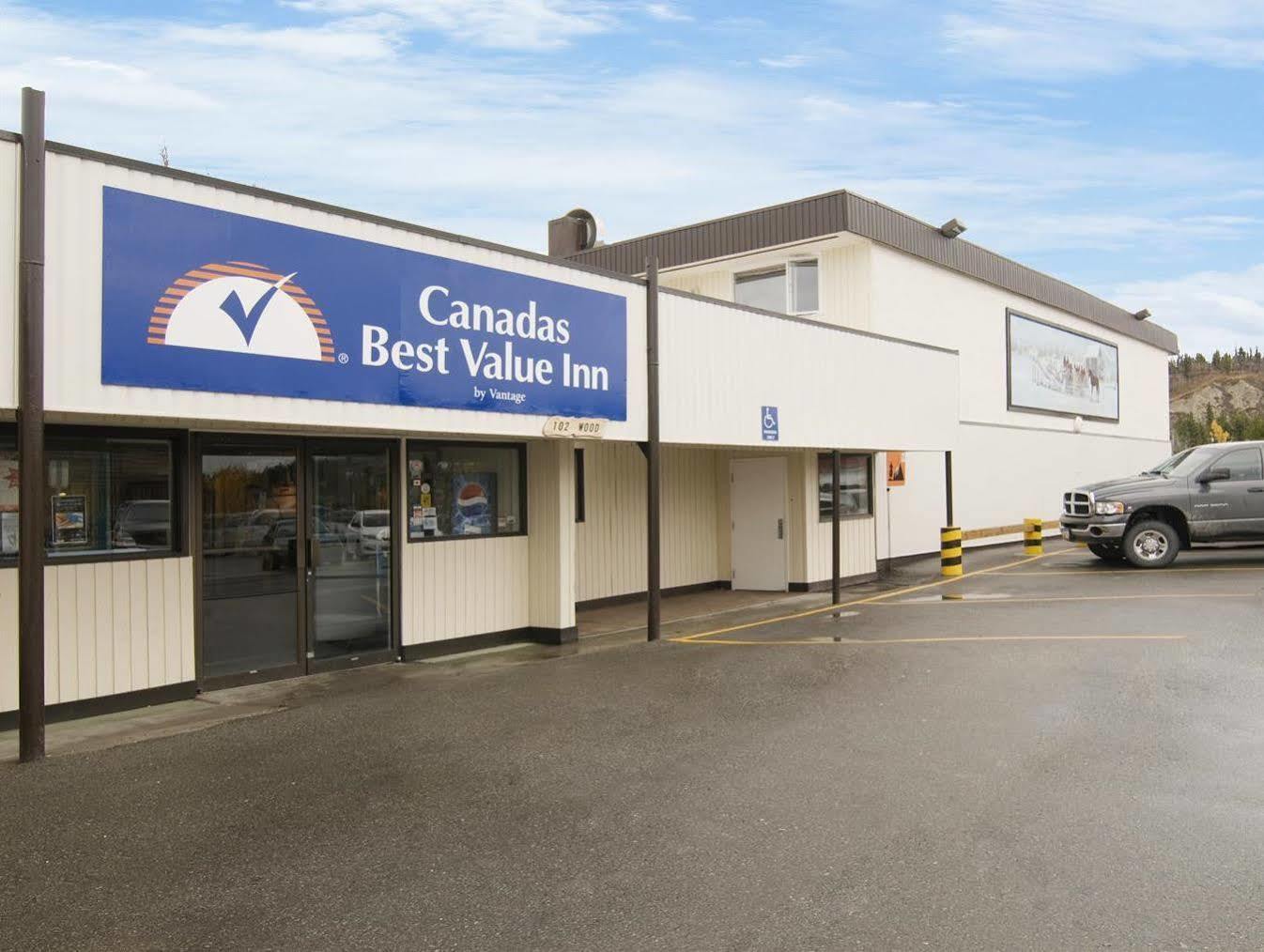Canadas Best Value Inn- Riverview Hotel Moraitika Exterior foto